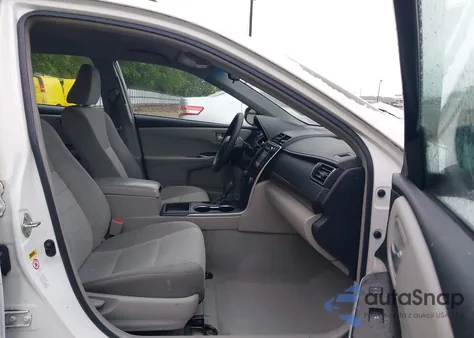 2015 Toyota Camry Le из США, поврежденный, VIN 4T1BF1FK3FU039457